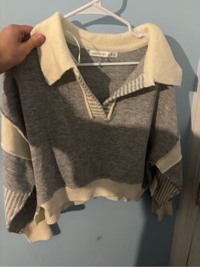 Altar'd State Women's Gray and Cream Collared Knit Sweater size xs brand new